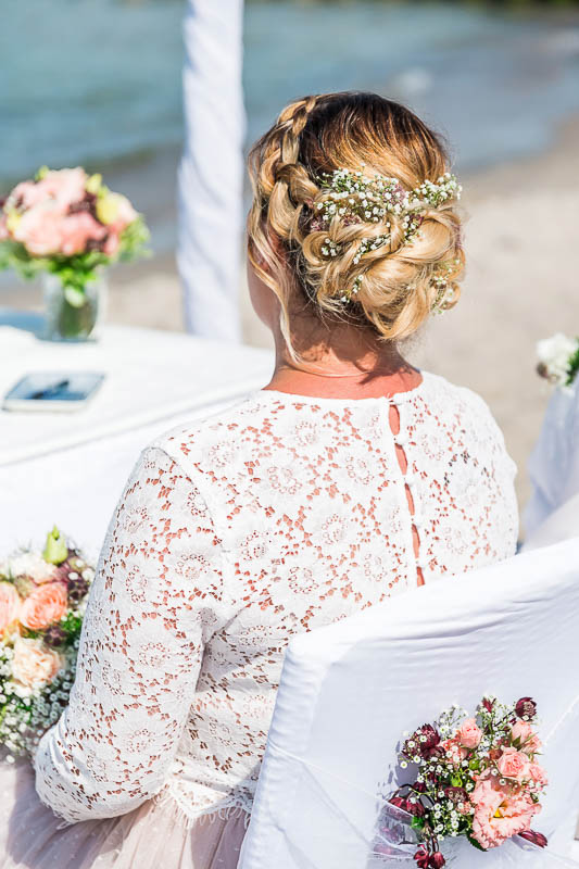 Brautfrisur für die Strandhochzeit in Prerow