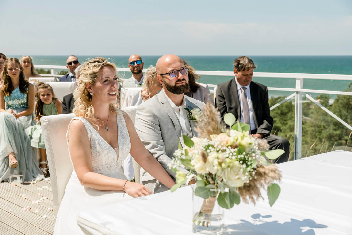 Heiraten am Meer in MV: Ostseeblick während der Trauung auf dem Fischland-Darss